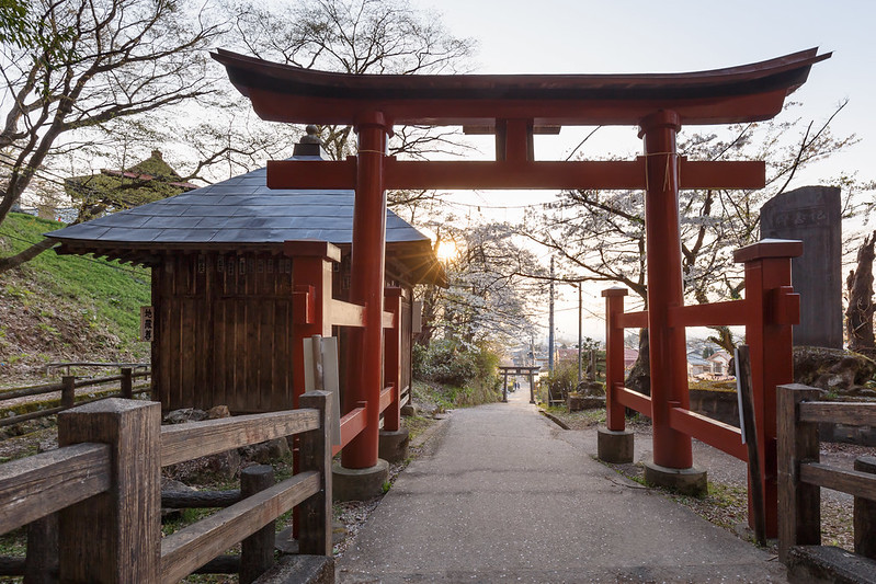 Walkway to the Byakkotai gravesite